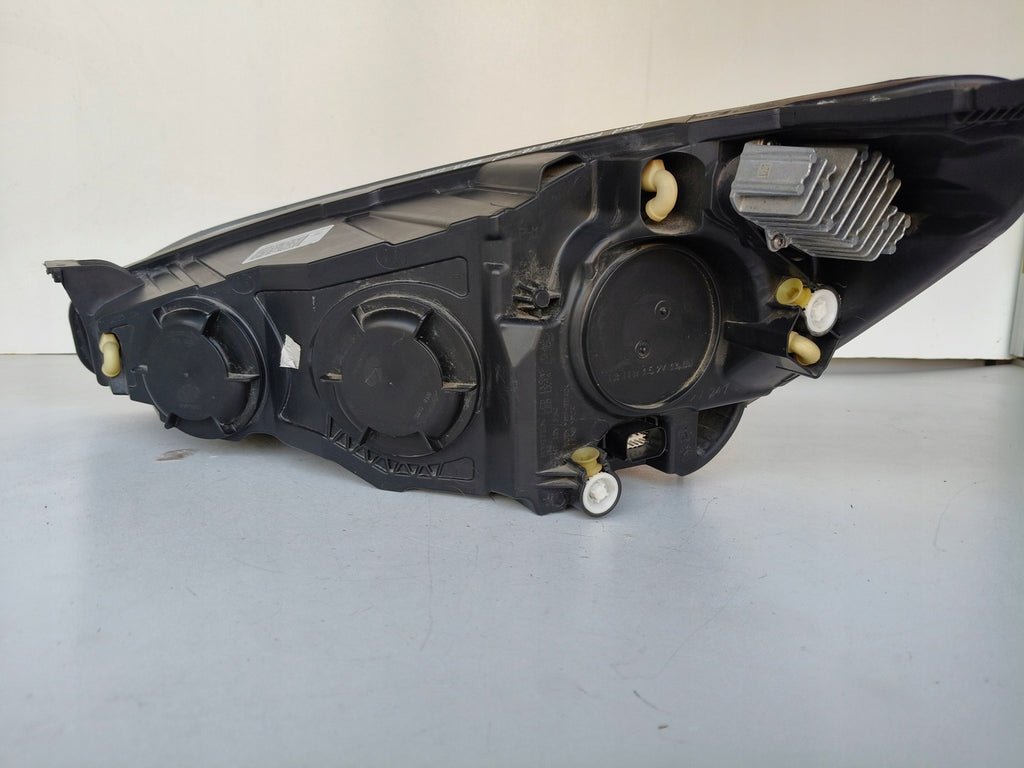 Frontscheinwerfer Ford Focus MX7B-13E014-CC LED Rechts Scheinwerfer Headlight SCH9927648050pn
