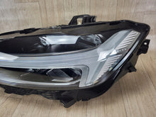Load image into Gallery viewer, Frontscheinwerfer Volvo Xc60 II 32133548 Full LED Links Scheinwerfer Headlight SCH9438774119gu