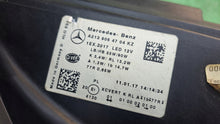 Laden Sie das Bild in den Galerie-Viewer, Frontscheinwerfer Mercedes-Benz W213 A2139064704KZ LED Links Headlight SCH2764353926td