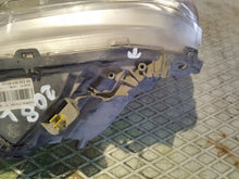 Laden Sie das Bild in den Galerie-Viewer, Frontscheinwerfer Peugeot 208 9822690480 Links Scheinwerfer Headlight SCH8396528911sa
