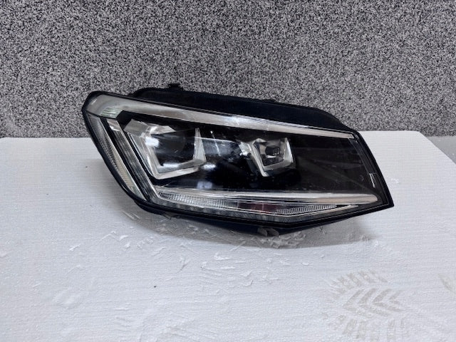 Frontscheinwerfer VW Caddy 2K1941032B Rechts Scheinwerfer Headlight SCH8204435839gu