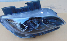 Laden Sie das Bild in den Galerie-Viewer, Frontscheinwerfer Hyundai Kona 92102J9630 J9921-63060 Full LED Rechts Headlight SCH5010790420tl