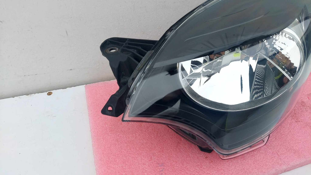 Frontscheinwerfer Renault Twingo II 90021373 Links Scheinwerfer Headlight SCH4120957205dz