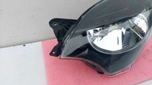 Laden Sie das Bild in den Galerie-Viewer, Frontscheinwerfer Renault Twingo II 90021373 Links Scheinwerfer Headlight SCH4120957205dz