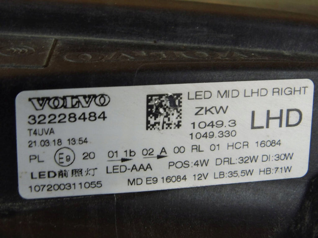 Frontscheinwerfer Volvo S40 32228484 LED Rechts Scheinwerfer Headlight SCH6340171917bs