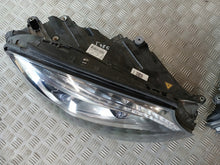 Laden Sie das Bild in den Galerie-Viewer, Frontscheinwerfer Mercedes-Benz 2229061402 2229061302 LED Ein Satz Headlight SCH9898987068uy