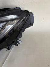 Laden Sie das Bild in den Galerie-Viewer, Frontscheinwerfer VW Id.4 11B941035M LED Links Scheinwerfer Headlight SCH4891622091zs