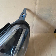 Laden Sie das Bild in den Galerie-Viewer, Frontscheinwerfer Toyota Proace City 99808581280 Links Scheinwerfer Headlight SCH1576440423ps
