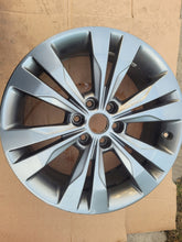 Laden Sie das Bild in den Galerie-Viewer, 1x Alufelge 18 Zoll 7.5&quot; 5x112 52ET 4M0616000 Mercedes-Benz Rim Wheel