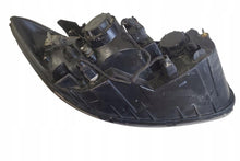 Laden Sie das Bild in den Galerie-Viewer, Frontscheinwerfer Hyundai Santa Fé II 92101-2BXXX Ein Stück (Rechts oder Links)