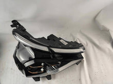 Load image into Gallery viewer, Frontscheinwerfer Citroën C4 III 73243672 9830649280 LED Rechts Headlight SCH8218840823gh