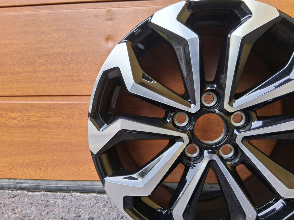 1x Alufelge 17 Zoll 7.0" 5x114.3 50ET Glanz Schwarz CMS1107-12 Toyota Auris FEL7994684663cc