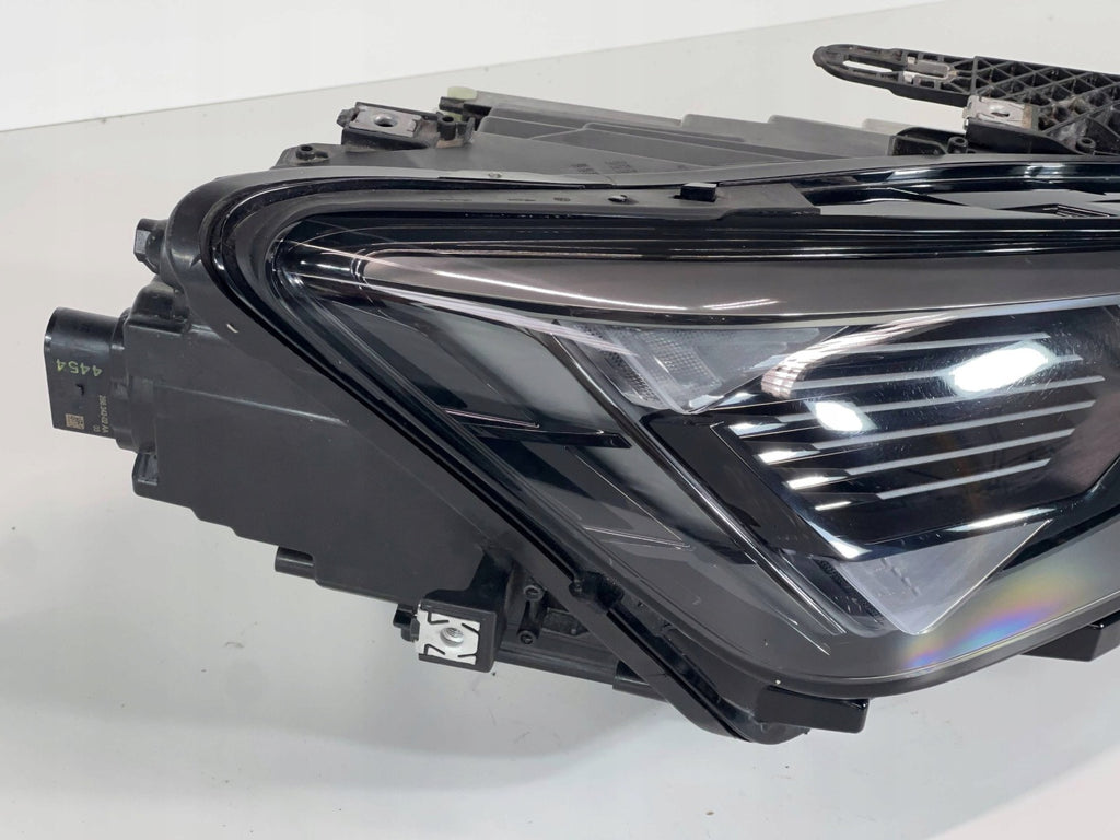 Frontscheinwerfer Cupra Formentor 5FG941008J Rechts Scheinwerfer Headlight SCH9029315194vv