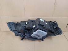 Laden Sie das Bild in den Galerie-Viewer, Frontscheinwerfer Land Rover Range I Sport Discovery MK72-13W030-EB Links SCH5749061423yh