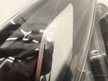 Laden Sie das Bild in den Galerie-Viewer, Frontscheinwerfer Toyota Corolla 81150-02T31-00 Links Scheinwerfer Headlight SCH7821730935hu