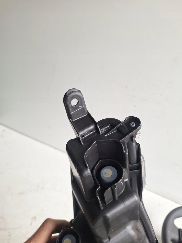 Frontscheinwerfer Toyota Yaris LED Rechts Scheinwerfer Headlight