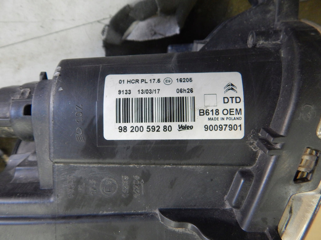 Frontscheinwerfer Citroën C3 III 9820059280 Rechts Scheinwerfer Headlight SCH5822265640ag