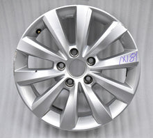 Load image into Gallery viewer, 1x Alufelge 16 Zoll 6.5" 5x112 44ET 5C0601025T VW Passat B7 Rim Wheel FEL8331727921sb