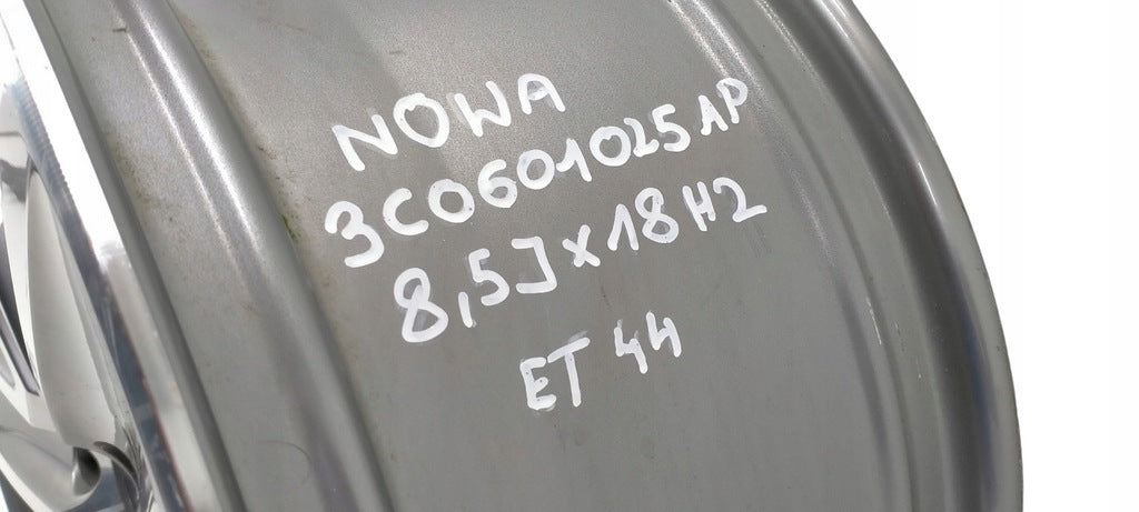 1x Alufelge 18 Zoll 8.5" 5x112 3C0601025AP VW Passat Rim Wheel