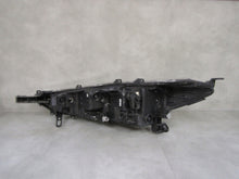 Laden Sie das Bild in den Galerie-Viewer, Frontscheinwerfer Toyota Corolla 20-RH LED Rechts Scheinwerfer Headlight SCH4242734865xx