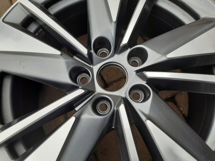 1x Alufelge 17 Zoll 7.0" 5x112 45ET Graphit 57A601025 Seat Karoq Rim Wheel FEL4045677512hp