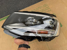 Laden Sie das Bild in den Galerie-Viewer, Frontscheinwerfer VW T6 7E1941035 Full LED Ein Stück (Rechts oder Links) SCH9379939026rf