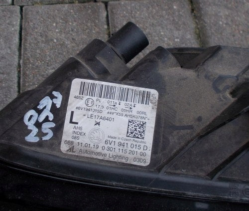 Frontscheinwerfer Skoda Fabia III 6V1941015D LED Links Scheinwerfer Headlight