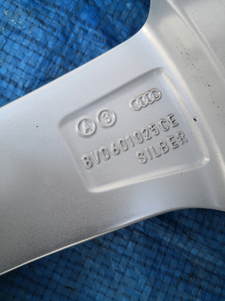 1x Alufelge 19 Zoll 8.0" 5x112 49ET Glanz Silber 8V0601025CE Audi A3 Rim Wheel FEL2796639542fn
