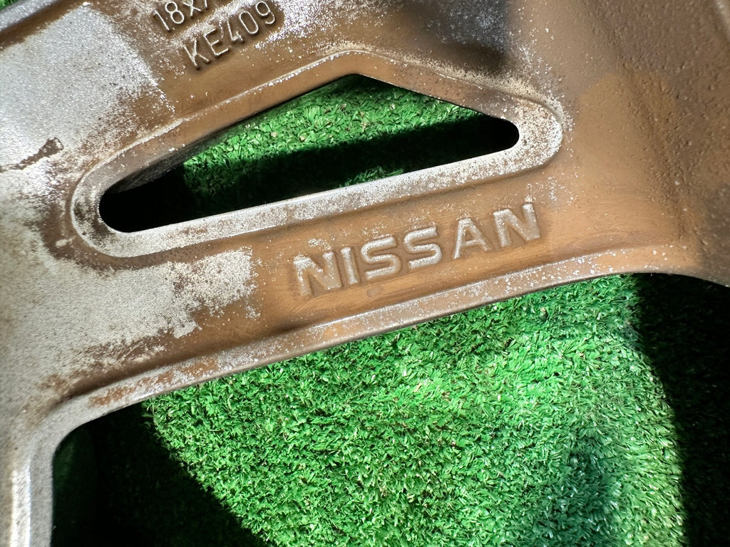 1x Alufelge 18 Zoll 7.0" 5x114.3 47ET KE409-1K301 Nissan Juke Rim Wheel