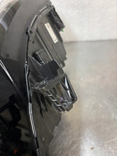 Laden Sie das Bild in den Galerie-Viewer, Frontscheinwerfer Renault Master 260609073R Links Scheinwerfer Headlight SCH4997275534bw
