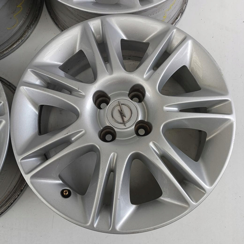 4x Alufelge 16 Zoll 6.0" 4x100 40ET Glanz Silber Opel Corsa E D Rim Wheel FEL4014330571zu