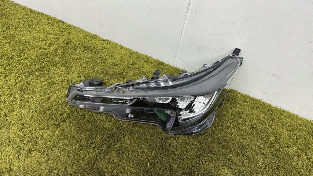 Frontscheinwerfer Toyota Corolla 81150-02S60 LED Links Scheinwerfer Headlight SCH8008748798qs