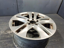 Laden Sie das Bild in den Galerie-Viewer, 1x Alufelge 17 Zoll 8.0" 5x112 Mercedes-Benz Rim Wheel FEL5205781572kl