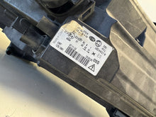 Laden Sie das Bild in den Galerie-Viewer, Frontscheinwerfer Skoda Superb II 3T1941015H Xenon Links Scheinwerfer Headlight
