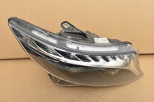 Laden Sie das Bild in den Galerie-Viewer, Frontscheinwerfer Mercedes-Benz Vito W447 A4479063301 Rechts Headlight SCH5490016679us