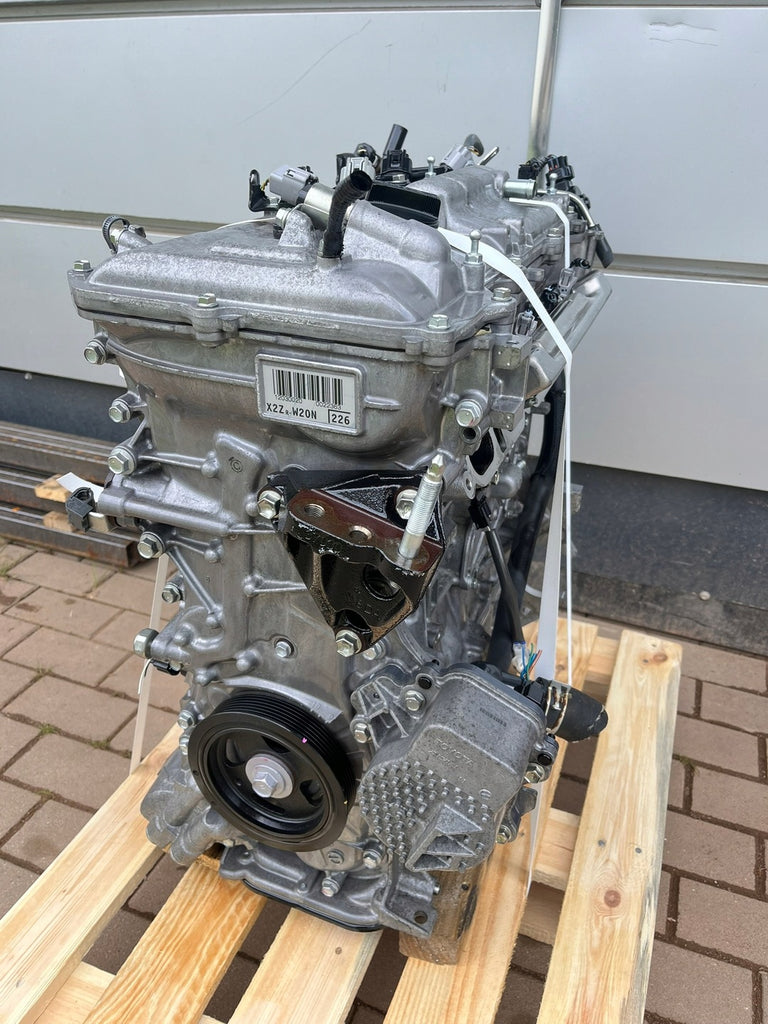 Motor Toyota I 2ZR-FXE 1.8 44TKm Hybrid Engine Unkomplett