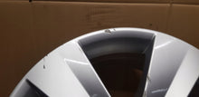 Laden Sie das Bild in den Galerie-Viewer, 1x Alufelge 18 Zoll 8.0&quot; 5x112 44ET Glanz Graphit 3V0601025 Skoda Rim Wheel