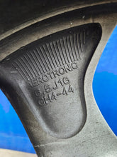 Laden Sie das Bild in den Galerie-Viewer, 1x Alufelge 16 Zoll 7.0&quot; 4x100 403007678R Renault Clio IV Captur Rim Wheel