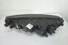 Laden Sie das Bild in den Galerie-Viewer, Frontscheinwerfer Skoda Octavia IV 5E4941016 LED Rechts Scheinwerfer Headlight SCH7819595911wi