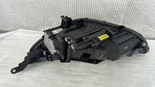 Load image into Gallery viewer, Frontscheinwerfer Hyundai I30 94921-21060 Rechts Scheinwerfer Headlight SCH8270327942go