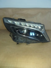 Laden Sie das Bild in den Galerie-Viewer, Frontscheinwerfer Mercedes-Benz Vito W447 A4479065300 Full LED Rechts Headlight