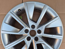 Load image into Gallery viewer, 1x Alufelge 17 Zoll 6.5" 5x100 40ET 658601025C Skoda Scala Kamiq Rim Wheel FEL4183551474ul