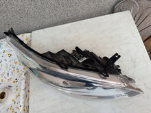 Laden Sie das Bild in den Galerie-Viewer, Frontscheinwerfer Ford Transit Custom BK21-13D152-BJ Rechts Headlight SCH8012067590hr
