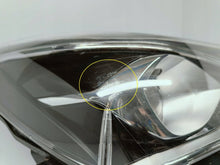 Laden Sie das Bild in den Galerie-Viewer, Frontscheinwerfer Toyota Yaris Rechts Scheinwerfer Headlight SCH9927163302om