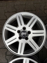 Laden Sie das Bild in den Galerie-Viewer, 4x Alufelge 16 Zoll 8665466 Volvo V50 Rim Wheel FEL1631754042po