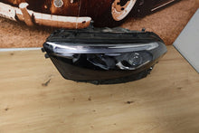 Laden Sie das Bild in den Galerie-Viewer, Frontscheinwerfer Mercedes-Benz W177 A1779065704 Links Scheinwerfer Headlight SCH9958362448ve