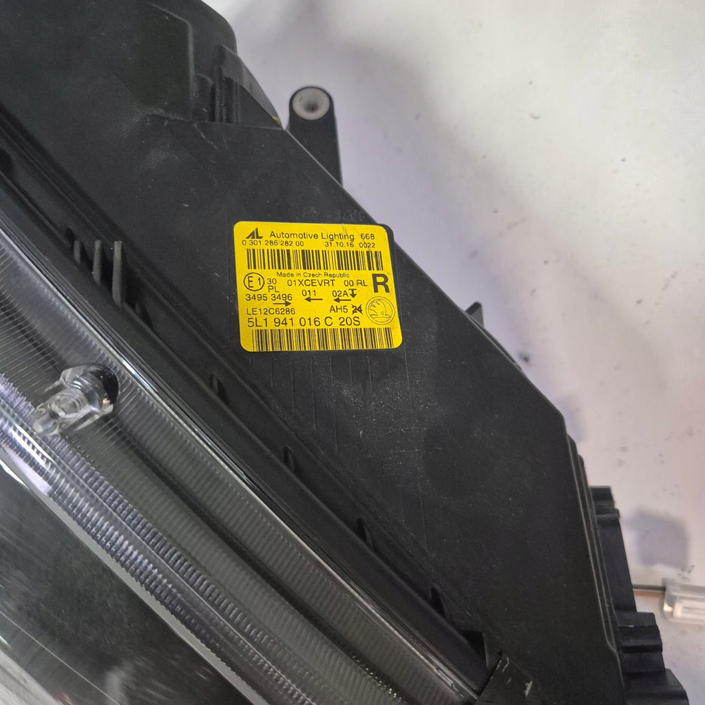 Frontscheinwerfer Skoda Yeti 5l 5L1941016C Xenon Ein Stück (Rechts oder Links) SCH3371269542kx