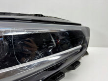 Laden Sie das Bild in den Galerie-Viewer, Frontscheinwerfer Opel Corsa F 39162659 Rechts Scheinwerfer Headlight SCH4397838848tn