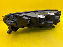 Laden Sie das Bild in den Galerie-Viewer, Frontscheinwerfer Skoda Octavia IV 5E4941016 LED Rechts Scheinwerfer Headlight SCH5471509774hr
