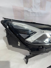 Laden Sie das Bild in den Galerie-Viewer, Frontscheinwerfer Dacia Sandero III Logan Jogger 260107920R Rechts Headlight SCH2873897522ow